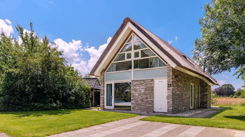 Villa voor 6 personen, with sauna and terras as well as tuin in Drenthe