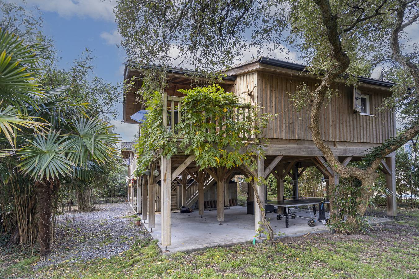 Chalet Perché with Full Comfort in Labenne Océan – Unique Treehouse Stay for 4 Guests - Beach Nearby in Labenne Océan, Labenne