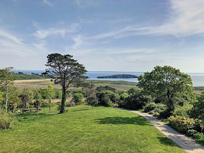 Gîte pour 9 personnes, avec vue et terrasse dans Plage de l'Aber