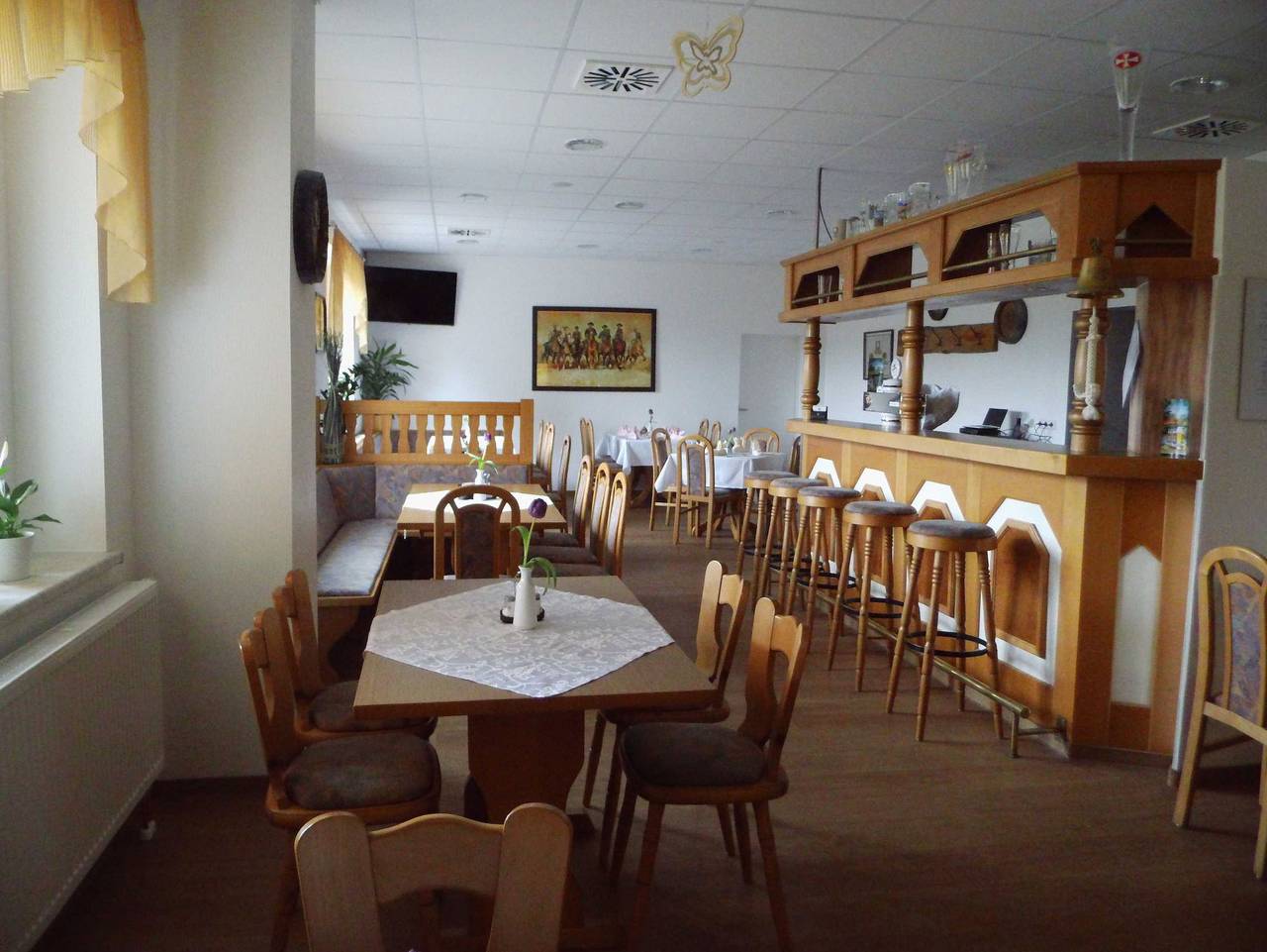 Ganze Ferienwohnung, Heideland Gaststätte & Pension - Ferienwohnung 1 in Bärwalder See, Boxberg (Oberlausitz)