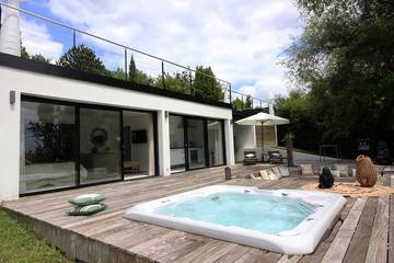 Gîte pour 2 personnes, avec jardin et jacuzzi à Saint-André-de-Cubzac