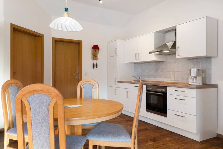 Appartement entier, Appartement "Ferienwohnung Traube" avec jardin partagé, balcon et Wi-Fi in Stadt Offenburg, Appenweier