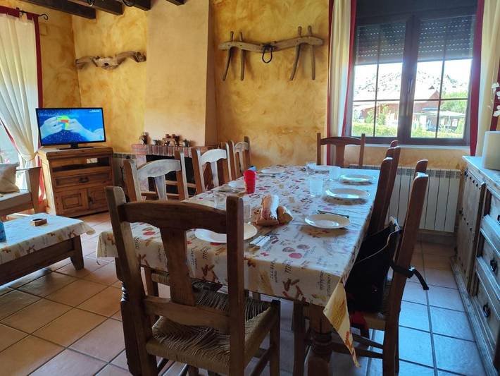 Casa rural para 8 personas, con jardín y vistas, Se admiten mascotas en Castilla y León - 3