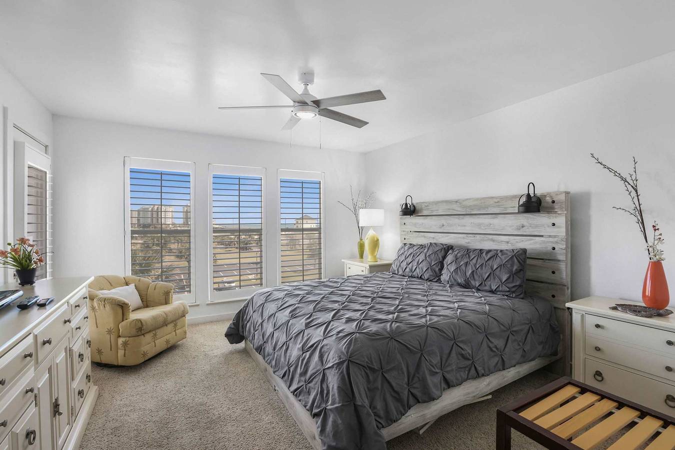 Ganze Wohnung, Portside 304 Deeded boat slip w Lift water view in Orange Beach, Baldwin County