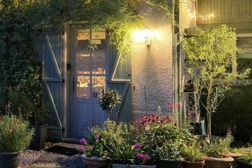 Gîte pour 4 personnes, avec piscine et jardin, animaux acceptés à Le Vigeant
