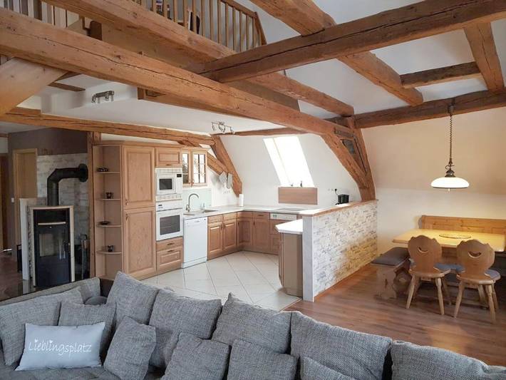 Ferienwohnung für 4 Personen, mit Terrasse und Garten sowie Ausblick