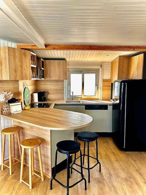 Two-Bedroom House in Plage des Chalets, Gruissan