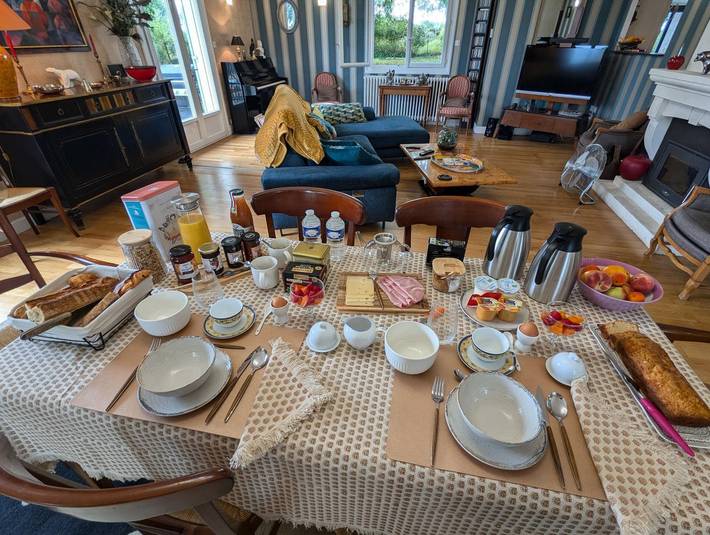 Chambre d’hôte pour 3 personnes, avec jardin et piscine en Charente - 2