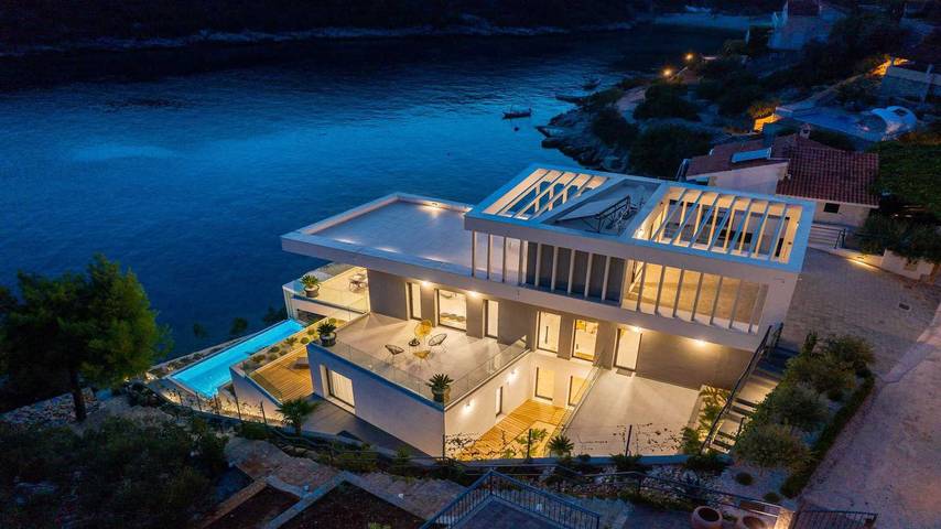 Villa pour 8 personnes, avec vue sur l’océan et terrasse ainsi que piscine et sauna à Marina - 2