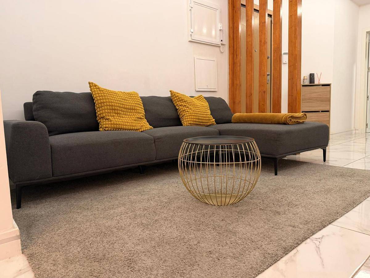 Apartamento inteiro, Two-Bedroom Family Apartment in Queluz e Belas, Costa de Lisboa