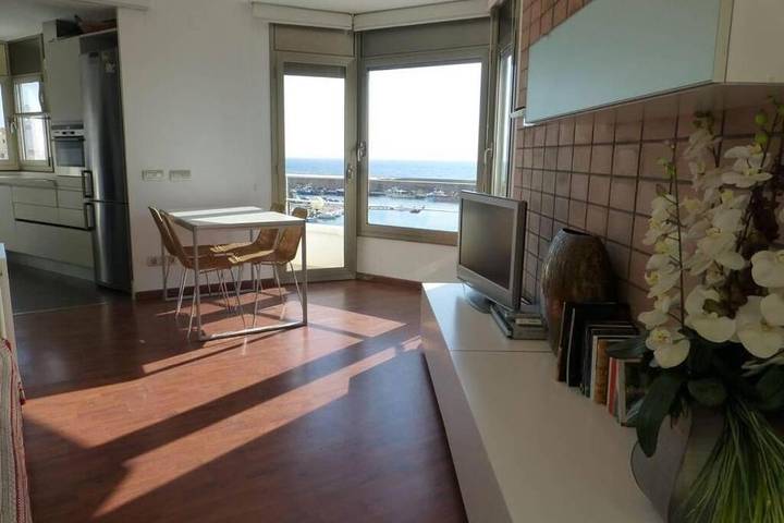 Apartamento de vacaciones para 4 personas, con vistas y balcón - 1