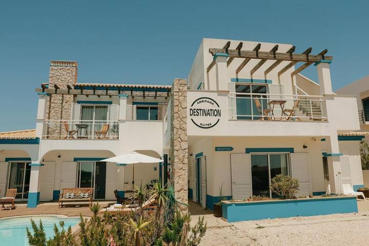 Chambre d’hôte pour 2 personnes, avec jardin et piscine à Aljezur
