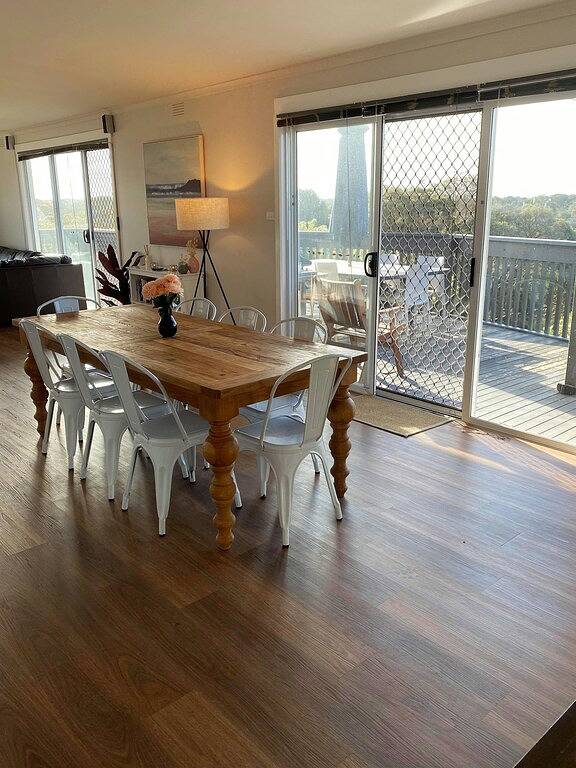 Holiday home for 11 people, with garden and balcony in Mornington Peninsula