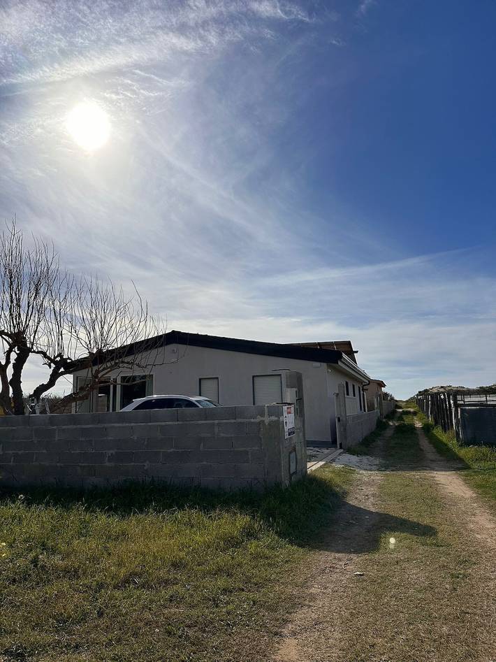 Appartamento intero, Appartamento 'Gelso' con terrazza privata, Wi-Fi, aria condizionata e colonnina di ricarica auto in Granelli, Pachino