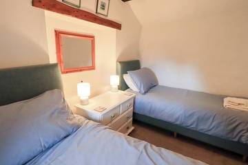 Log Cabin for 4 People in Bassenthwaite, Cumbria, Photo 2