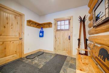 Chalet for 14 People in Big Sky, Custer Gallatin National Forest, Photo 3