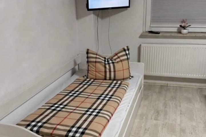 Ferienwohnung für 6 Personen, mit Pool und Garten in Halberstadt - 3
