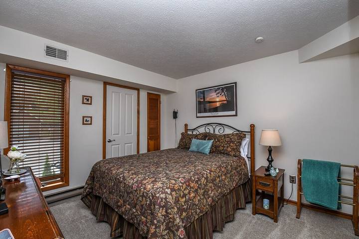 Vacation rental for 8 people, with terrace in Deep Creek Lake