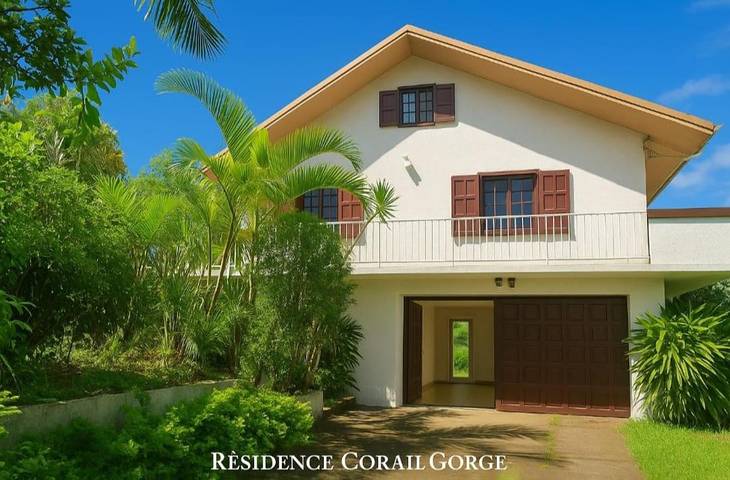 Villa pour 12 personnes, avec jardin ainsi que balcon et vue