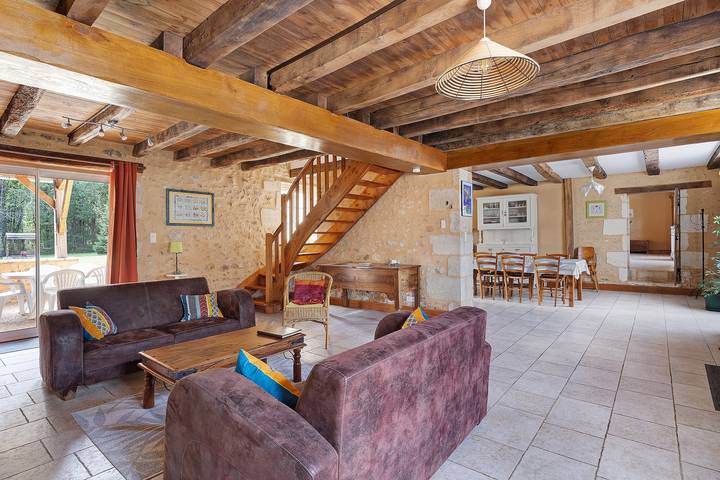 Gîte Le Refuge des Oiseaux: terraza compartida, jardín privado y Wi-Fi en Lusignan in Lusignan, Vienne