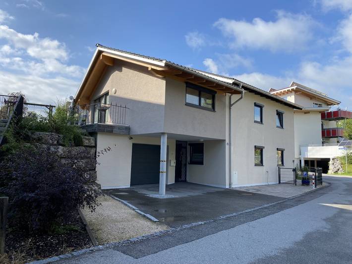 Ferienwohnung für 2 Personen, mit Terrasse und Garten in Laufen