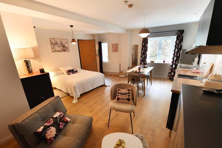 Gîte pour 3 personnes, avec Vue dans Arbent