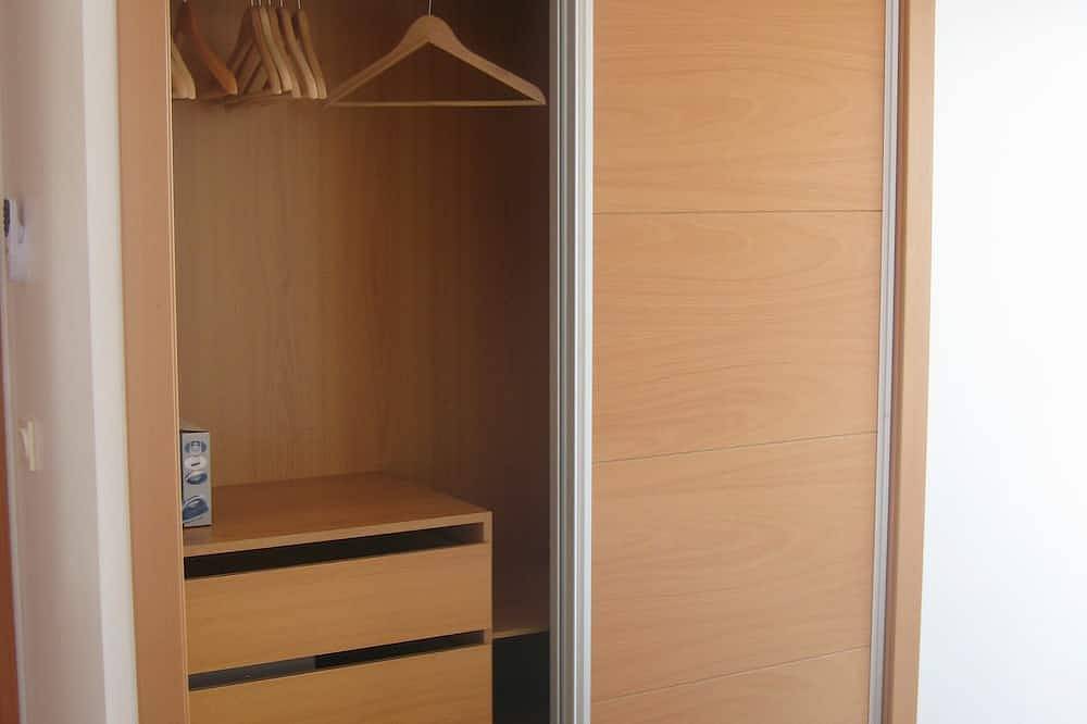 Ganze Wohnung, Moderne Wohnung am Strand, Terrasse mit Meerblick und Pool in Pilar de la Horadada, Costa Blanca