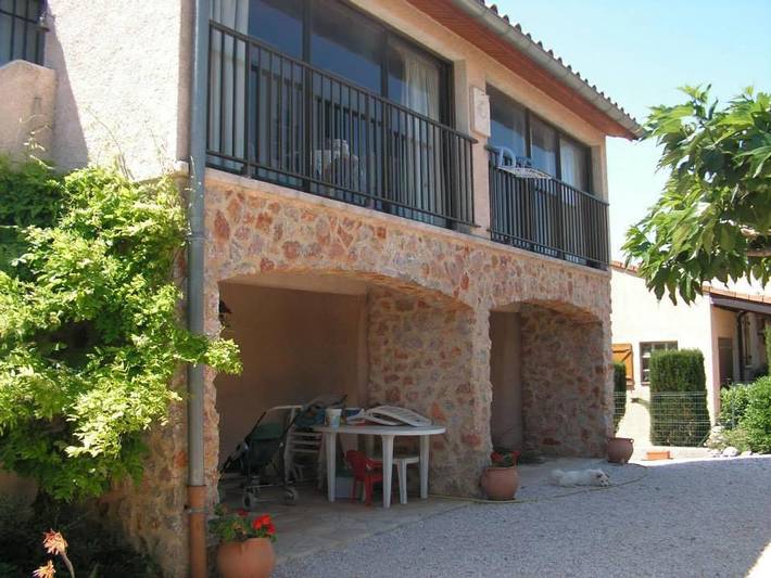 Gîte pour 4 personnes, avec terrasse et jardin à Caves - 2