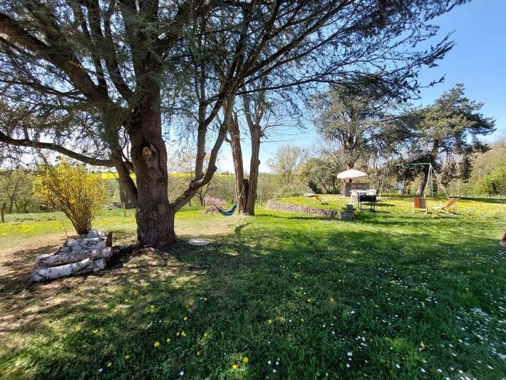 Location de vacances pour 15 personnes, avec terrasse ainsi que jardin et vue, animaux acceptés à Beaulieu-sur-Loire - 4