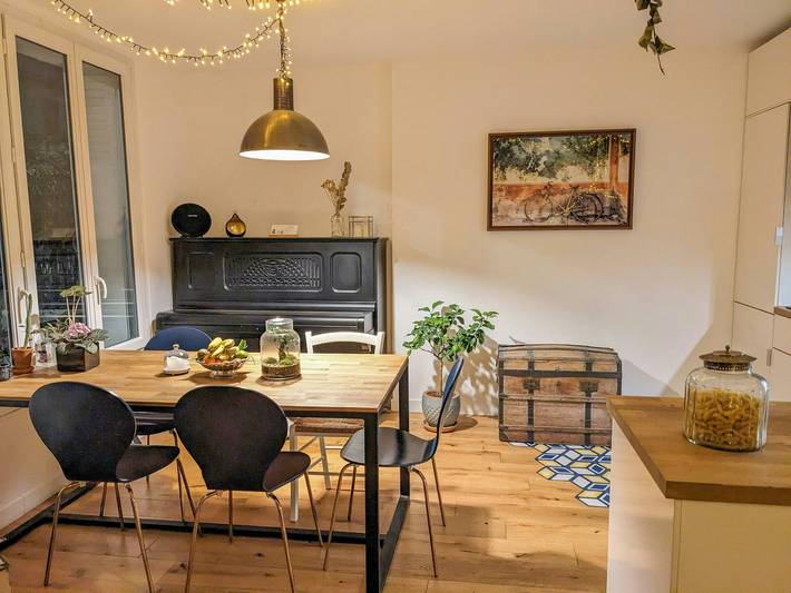 Preciosa casa de época del siglo XIX en Clichy in Clichy, Altos del Sena