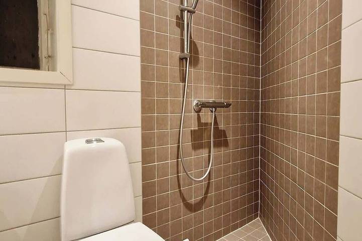 Entire apartment, City center retreat with king bed in Bergenhus, Bergen