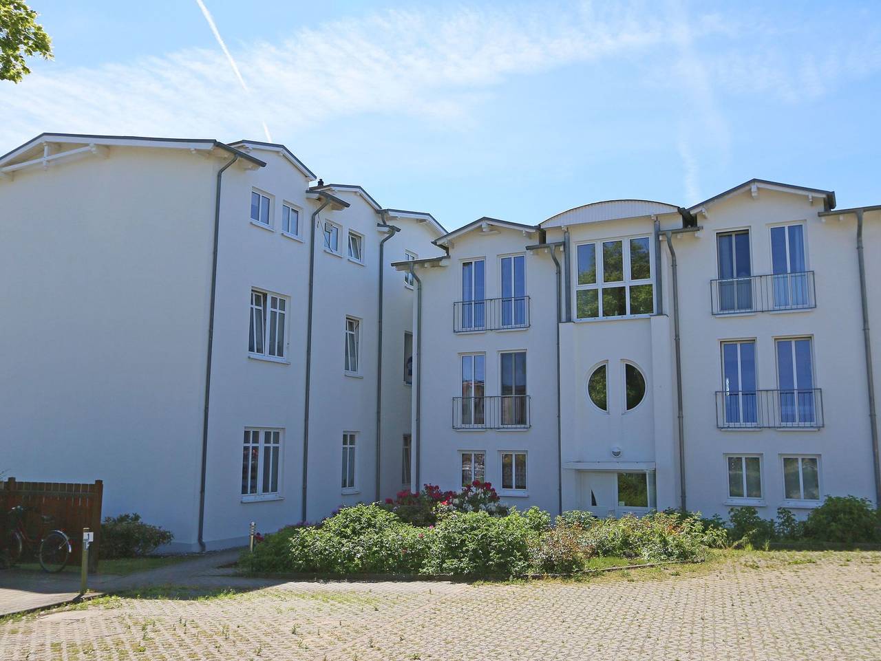 Ganze Ferienwohnung, Csp: Villa Vineta Whg. 14 Meerblick mit Südbalkon - Villa Vineta Whg. 14 Meerblick mit Südbalkon in Göhren, Rügen