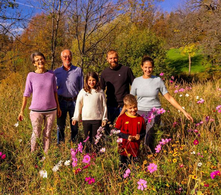 Ferienhaus für 4 Personen, mit Seeblick und Sauna sowie Ausblick und Garten, kinderfreundlich in der Oststeiermark - 2