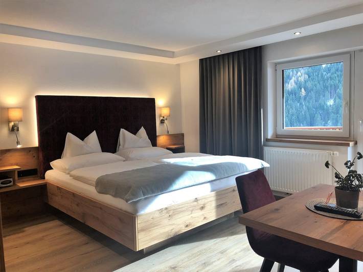 Ganze Ferienwohnung, Doppelzimmer Tyrol in Kappl, Verwall