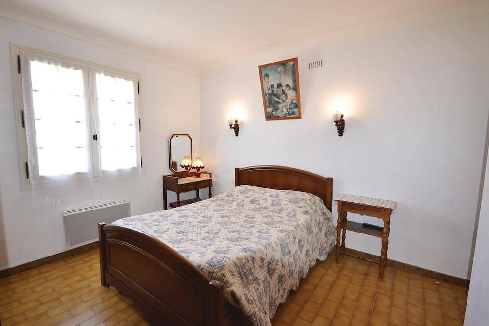 Impresionante casa de 3 dormitorios en. in Lagnes, Parque natural regional del Luberon