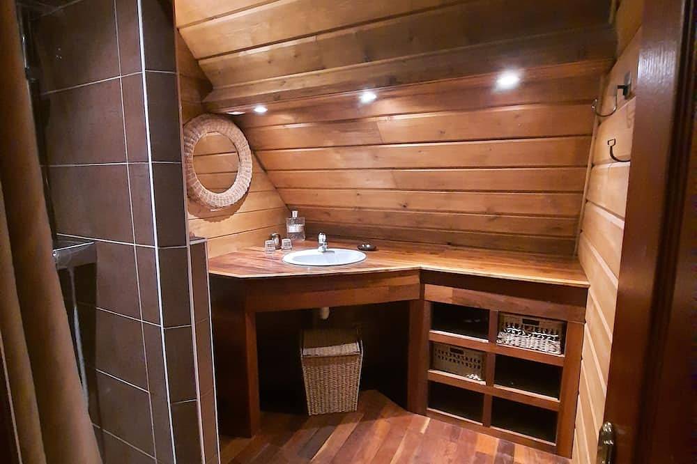 Gîte Le Studio duplex 2/4 pers piscine + sauna in Fatouville-Grestain, Côte de Grâce