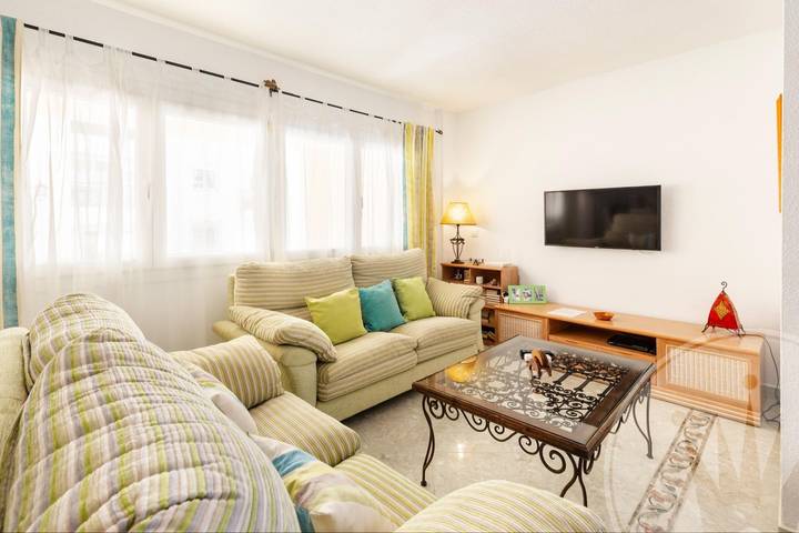 Apartamento entero, Apartamento de vacaciones para 2 personas con jardín in Atamaría, Cartagena