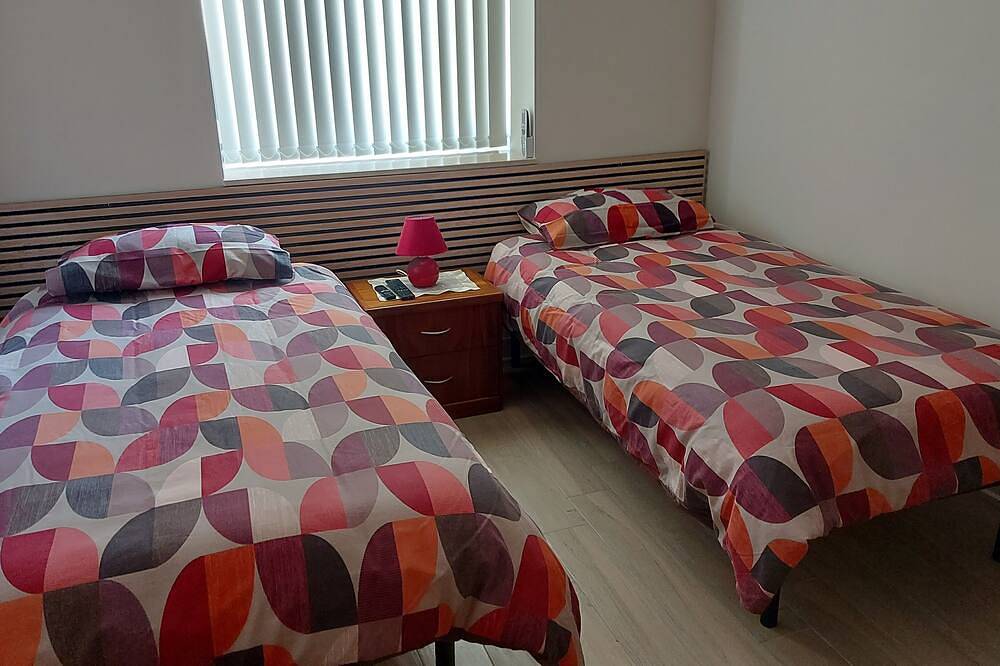 Ganze Wohnung, Ample and Modern Penthouse, 2nd floor, 3 bedroom with field view. in Kercem, Gozo
