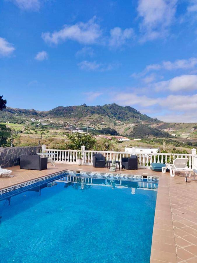 Gästehaus für 3 Personen, mit Pool und Ausblick sowie Garten - 1