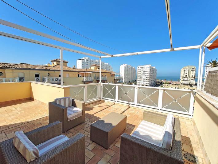 Ganze Ferienwohnung, Ferienwohnung für 3 Personen mit Meerblick in Valdelagrana, El Puerto de Santa María