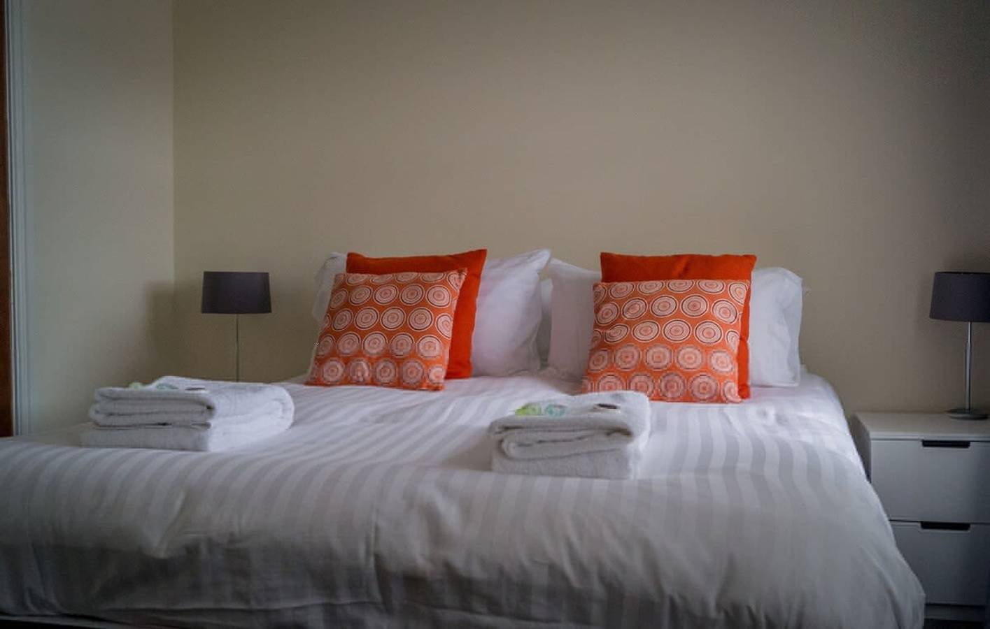 The Storyhouse Gathering 5 Bed - Sleeps 13 City Centre in Chester, Cheshire West and Chester