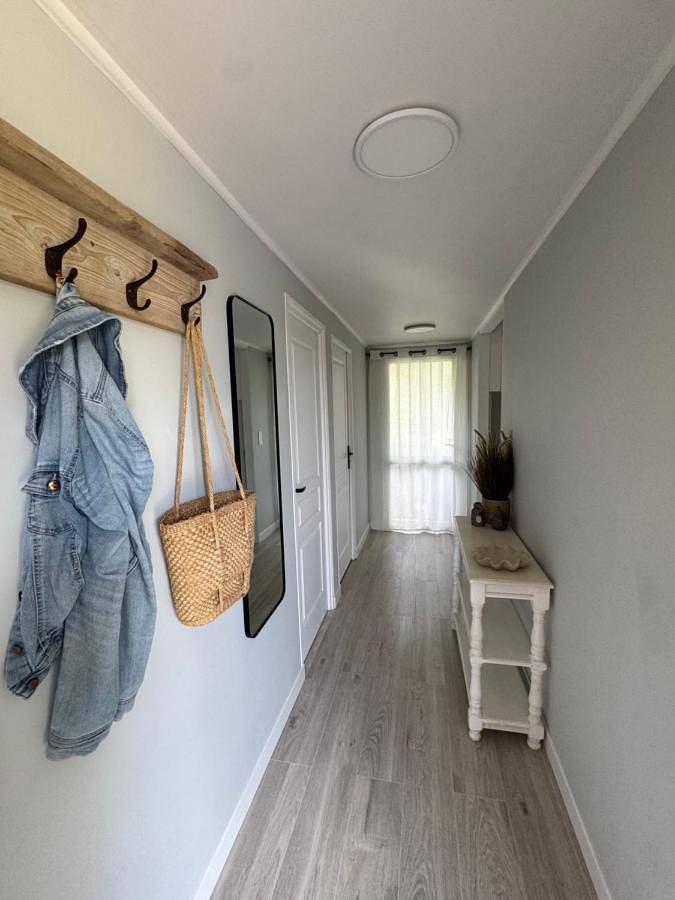 Location de vacances pour 6 personnes, avec terrasse et piscine ainsi que vue et bassin pour enfant à Écuras - 2