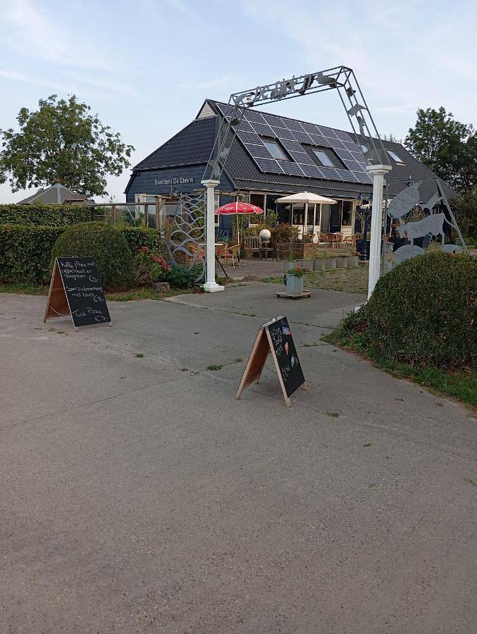 B&b, with Terras and Tuin as well as Uitzicht in Provincie Groningen
