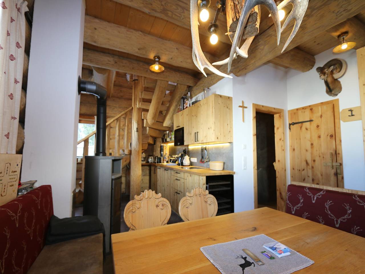 Chalet in Wildkogel met Ski-in/Ski-out in Bramberg am Wildkogel, Kitzbüheler Alpen