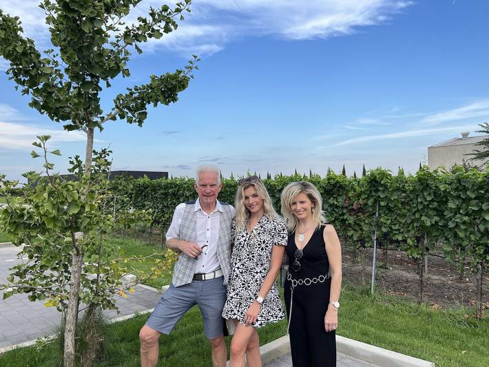 Hotel für 3 Personen, mit Balkon und Terrasse sowie Garten in Pöllauberg - 2