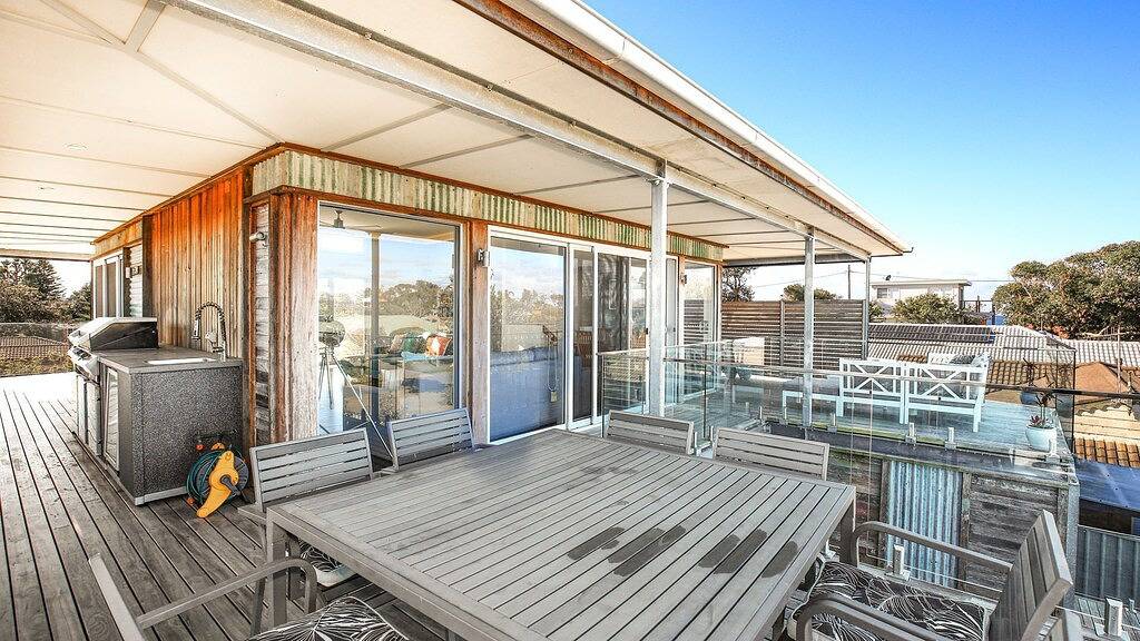 The Palings: Vom Architekten entworfenes, haustierfreundliches Ferienhaus - 2 Minuten zu Fuß zum Strand in Culburra Beach, New South Wales