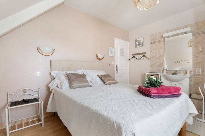 Chambre d’hôte pour 2 personnes, avec jardin à Saint-Méloir-des-Ondes - 3