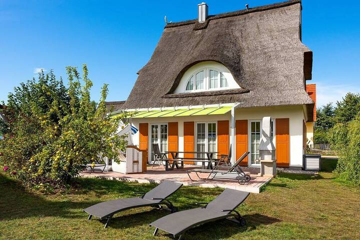 Ferienhaus für 8 Personen, mit Pool und Garten - 1