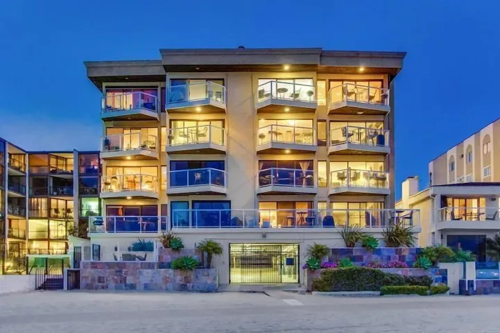 Vacation apartment for 4 people, with balcony - 1