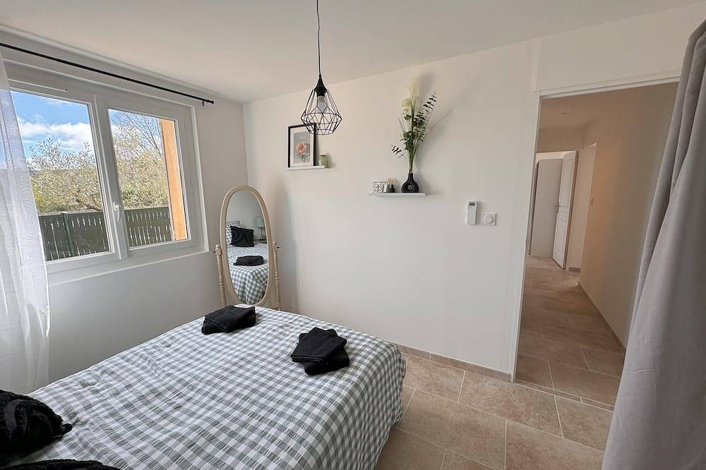Gîte rdc Villa - Village Provençal - Proche Uzès in Le Pin, Nimes und Umgebung